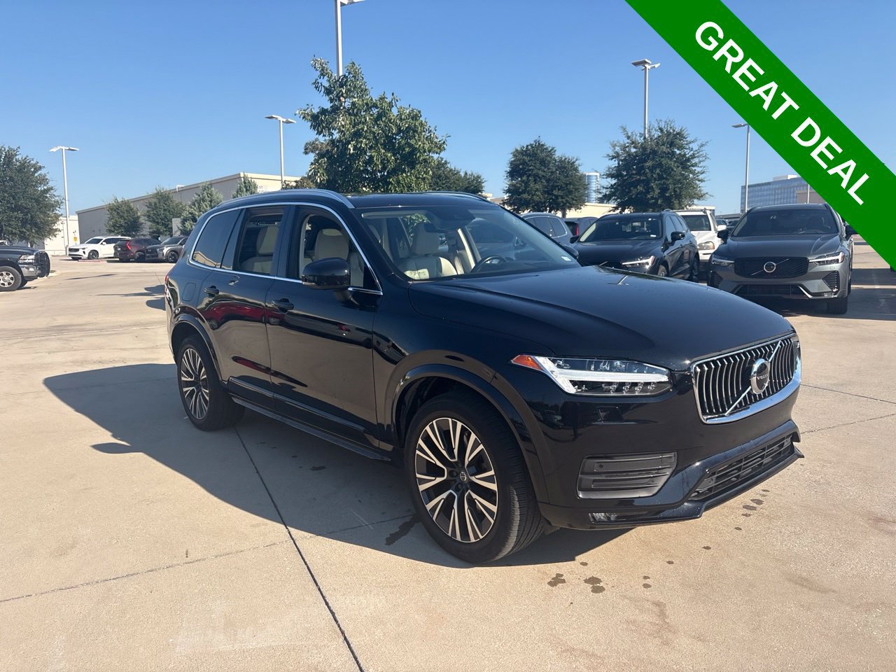 Used 2021 Volvo XC90 T6 Momentum w/ Advanced Package AWD/4WD image 4
