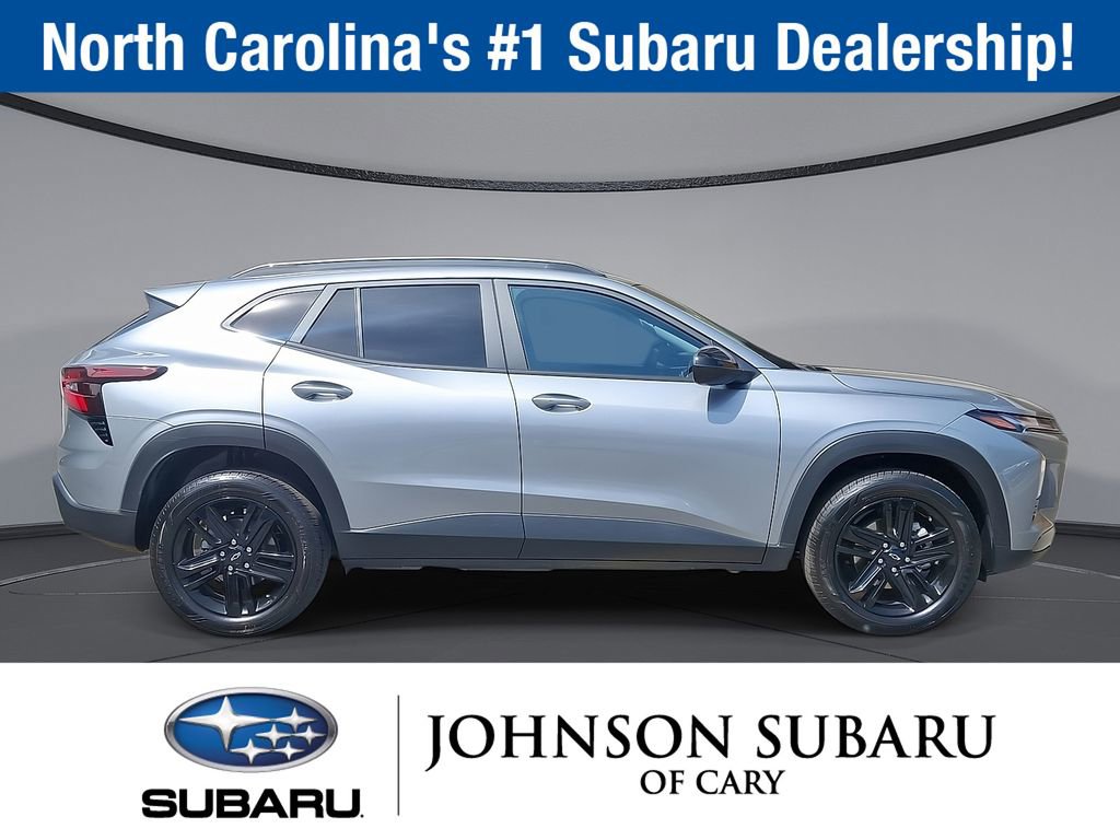 Used 2025 Chevrolet Trax ACTIV w/ Driver Confidence Package image 28