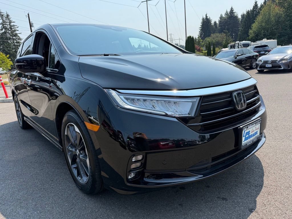 Used 2024 Honda Odyssey Elite image 5