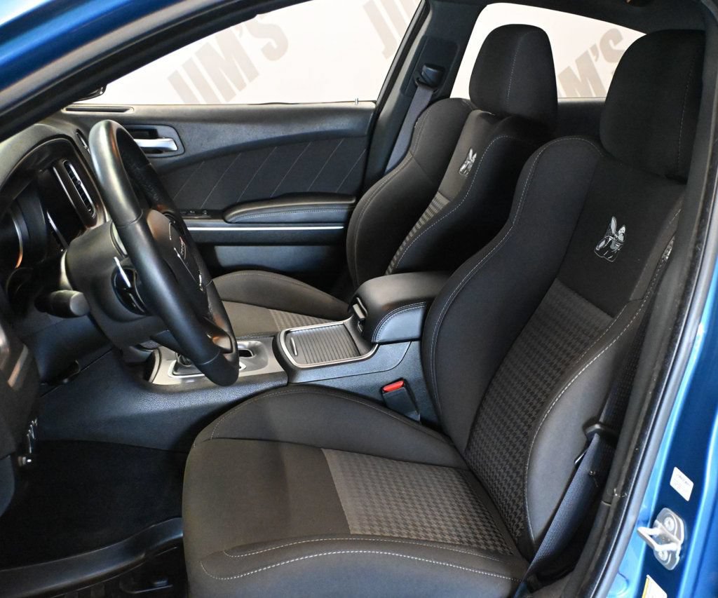 Used 2022 Dodge Charger Scat Pack RWD image 17
