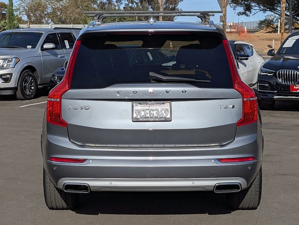 Used 2017 Volvo XC90 T6 Inscription w/ Vision Package image 10