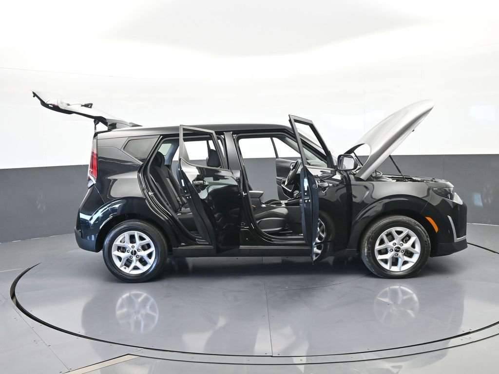 Used 2023 Kia Soul LX w/ Option Group 015 image 65