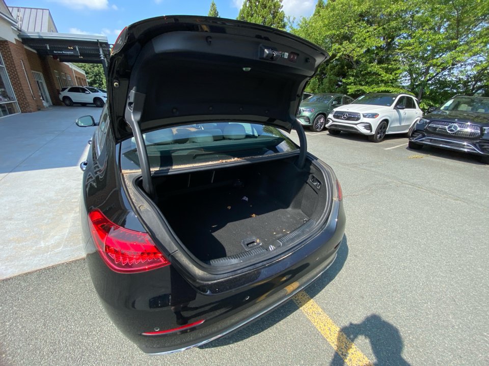 Used 2023 Mercedes-Benz C 300 4MATIC Sedan image 14