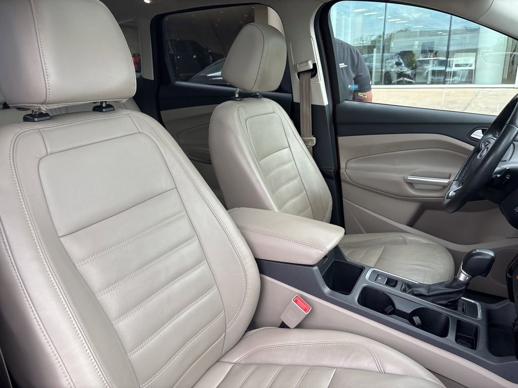 Used 2017 Ford Escape Titanium FWD image 15