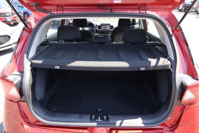Used 2025 Hyundai Venue SEL FWD image 7