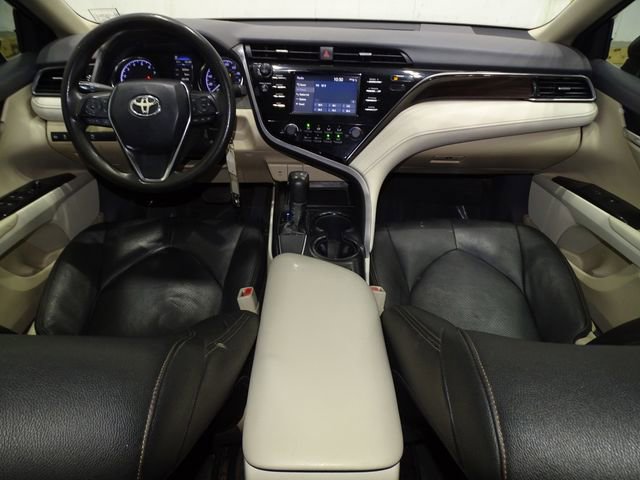 Used 2019 Toyota Camry LE image 28