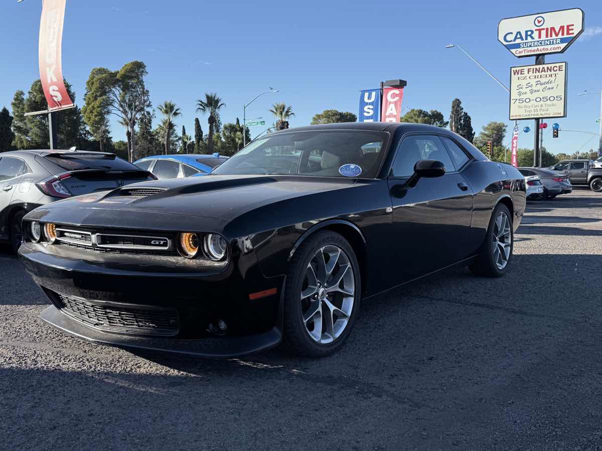 Used 2022 Dodge Challenger GT RWD image 4