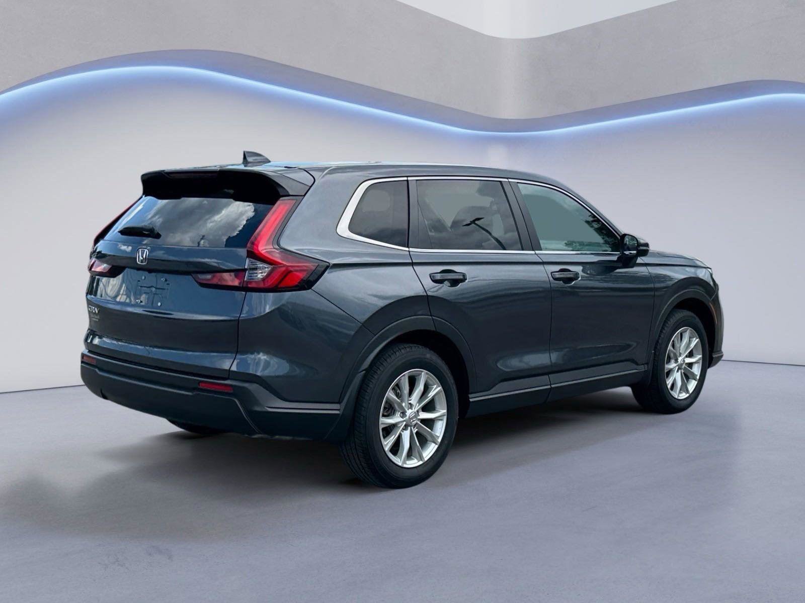 Used 2024 Honda CR-V EX image 3