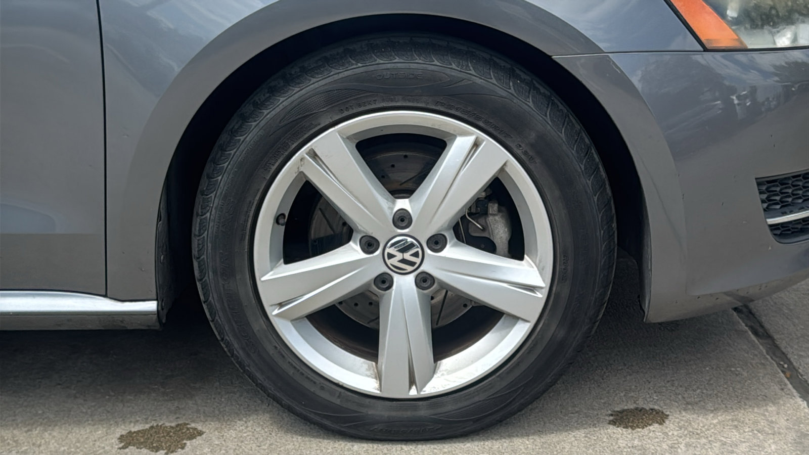 Used 2013 Volkswagen Passat 2.5 SE image 30