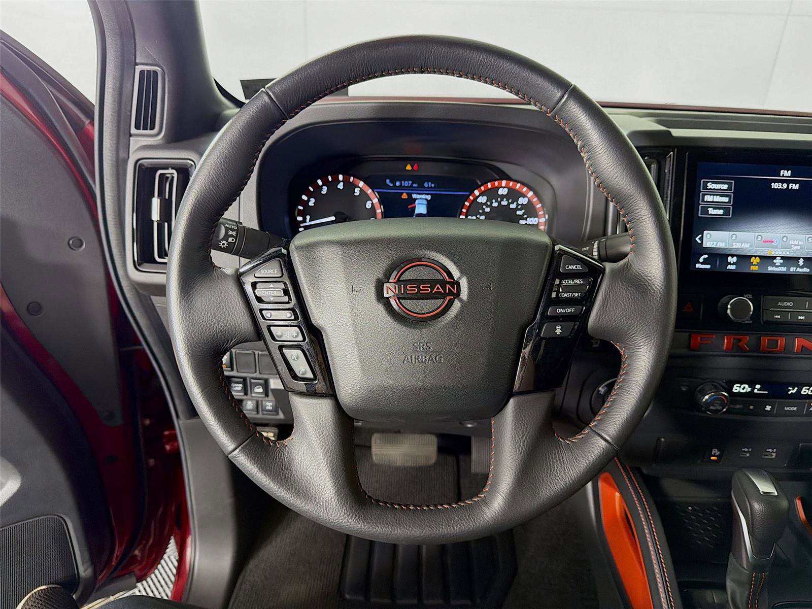 Used 2025 Nissan Frontier PRO-4X AWD/4WD image 12