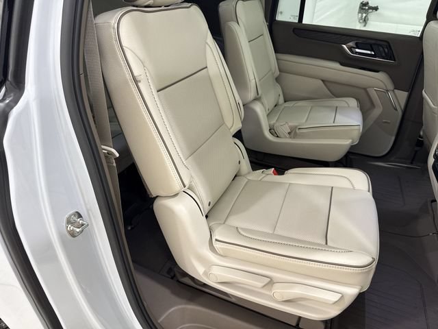 New 2026 GMC Yukon XL Denali w/ Sun & Power Step Package RWD image 28