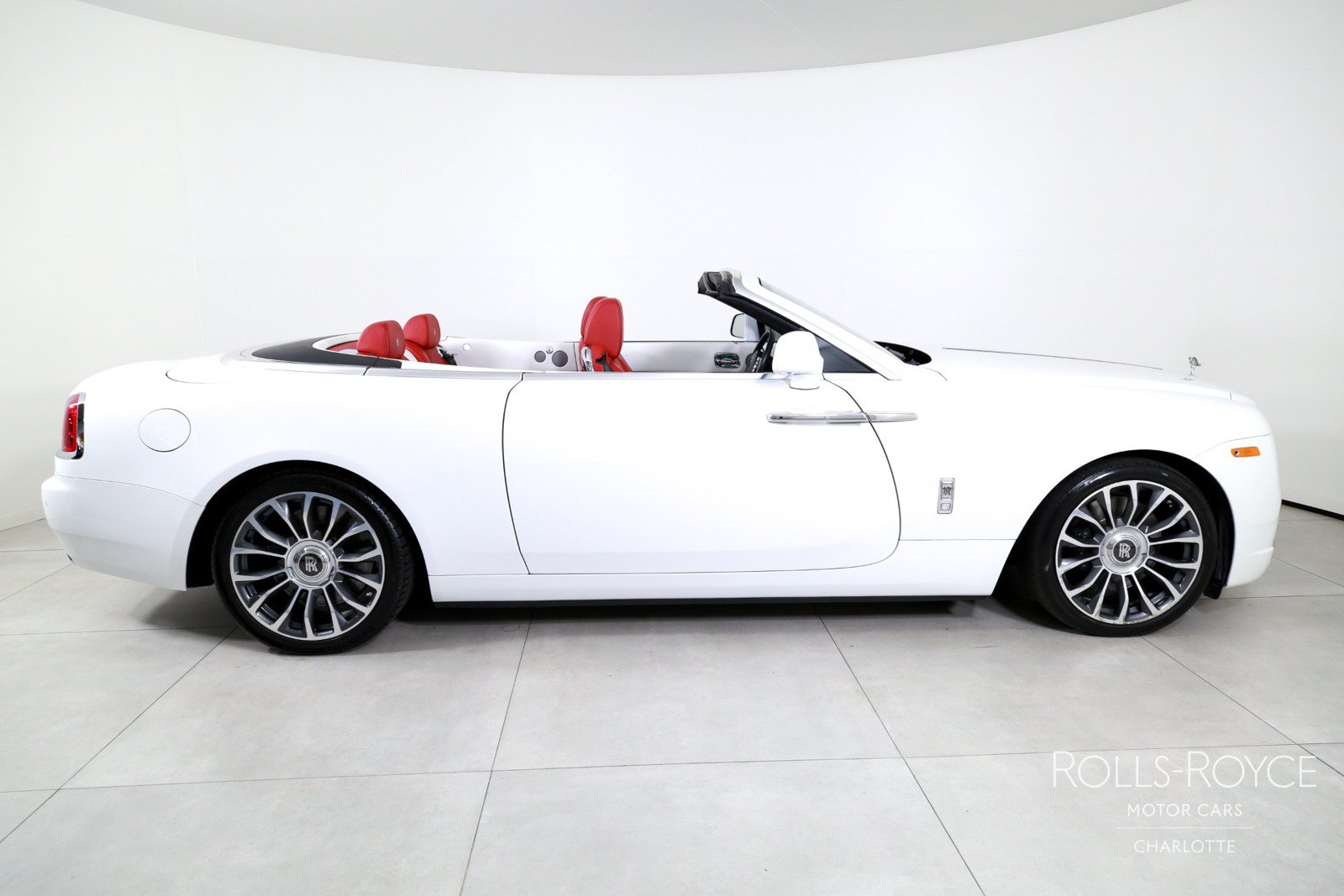 Certified 2020 Rolls-Royce Dawn RWD image 11