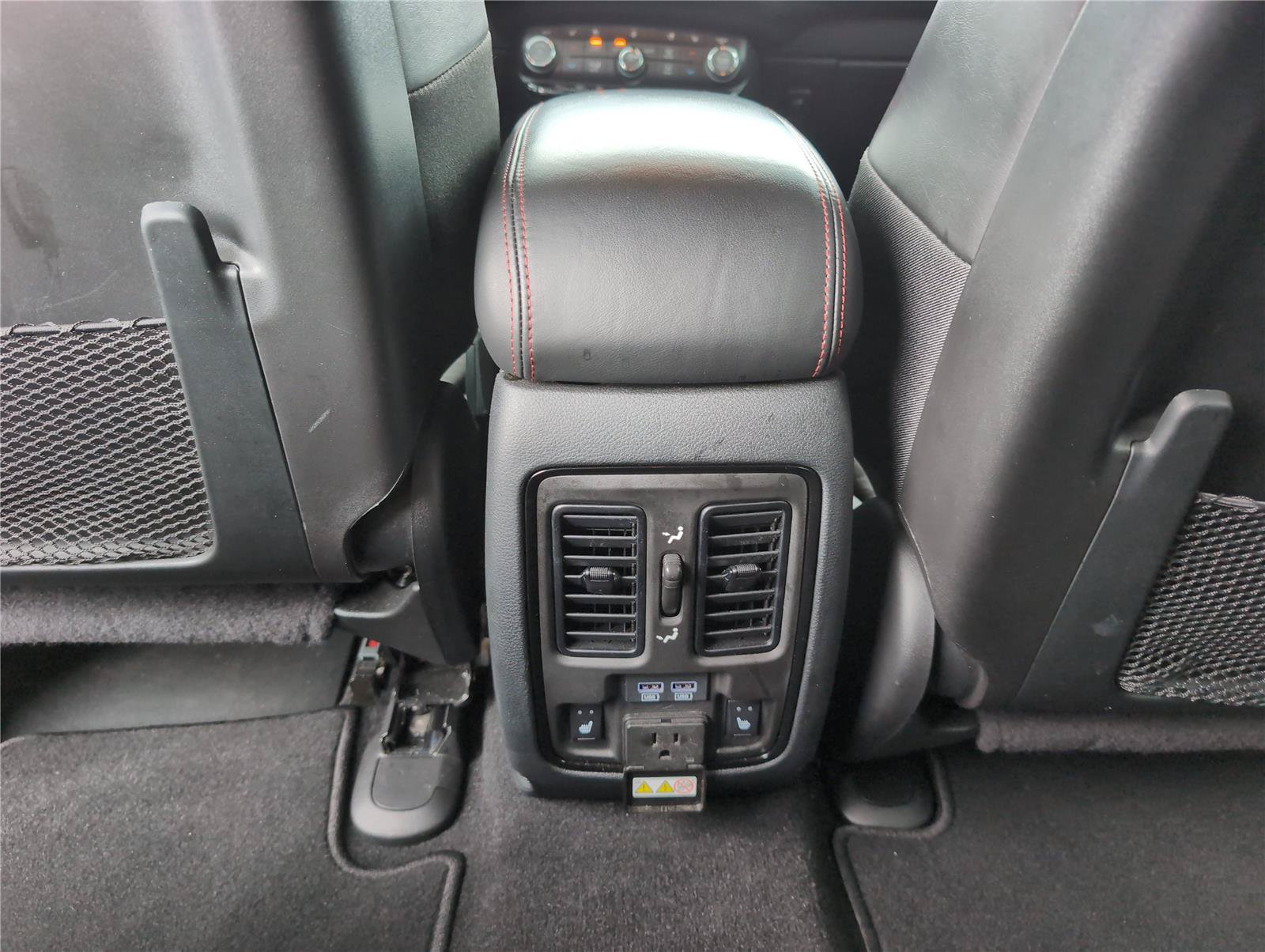 Used 2024 Dodge Durango GT AWD/4WD image 35