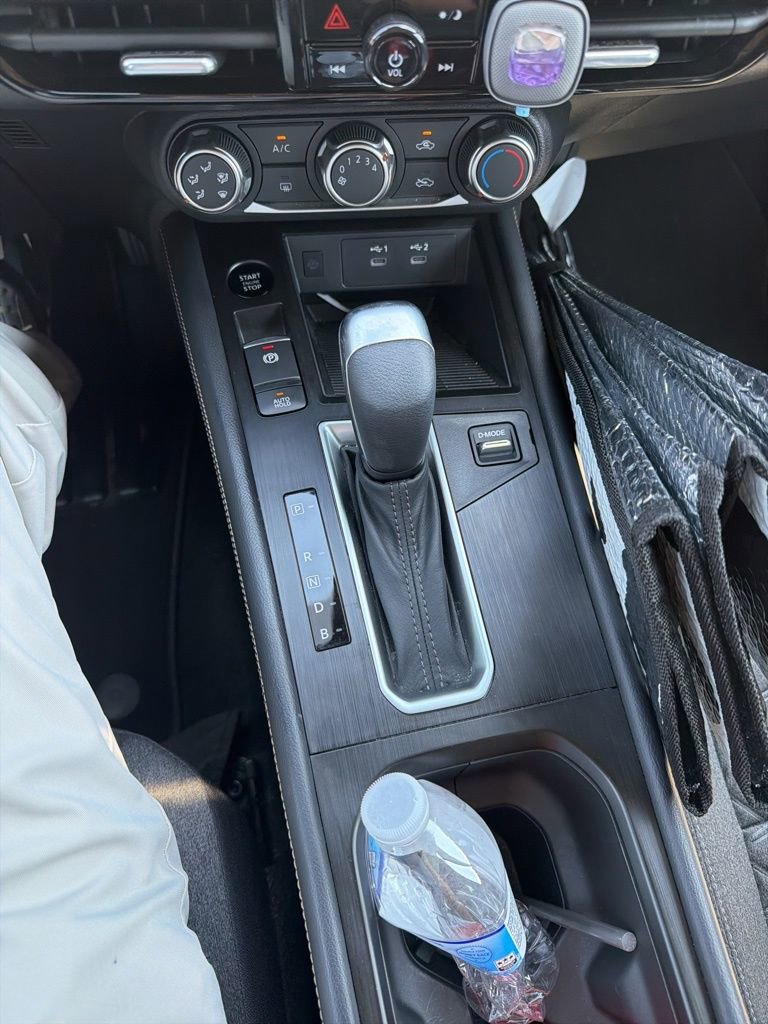 Used 2025 Nissan Kicks SV image 18