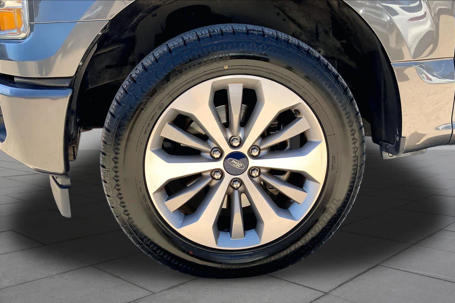 Used 2017 Ford F150 XL w/ Equipment Group 101A Mid RWD image 10