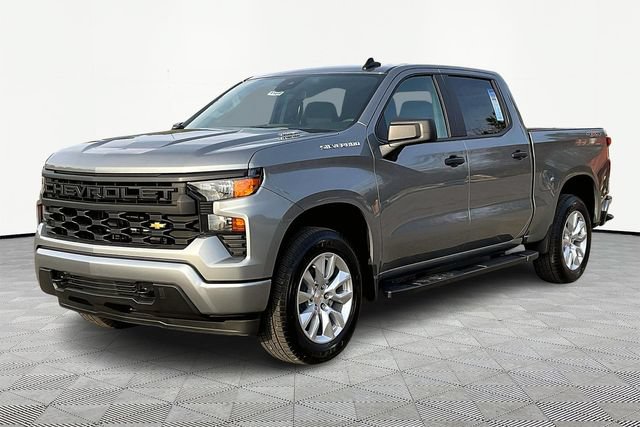 New 2026 Chevrolet Silverado 1500 Custom w/ Turbomax Blackout Package AWD/4WD video 2