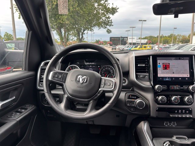 New 2026 RAM 1500 Express AWD/4WD image 19