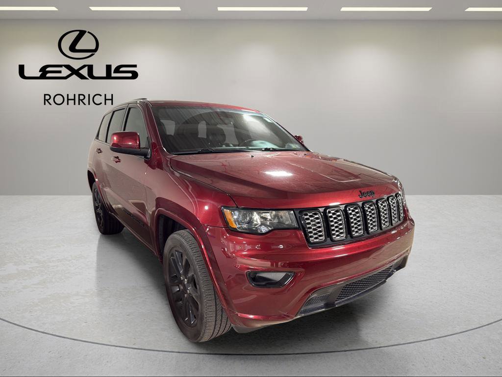 Used 2021 Jeep Grand Cherokee Laredo X AWD/4WD image 4