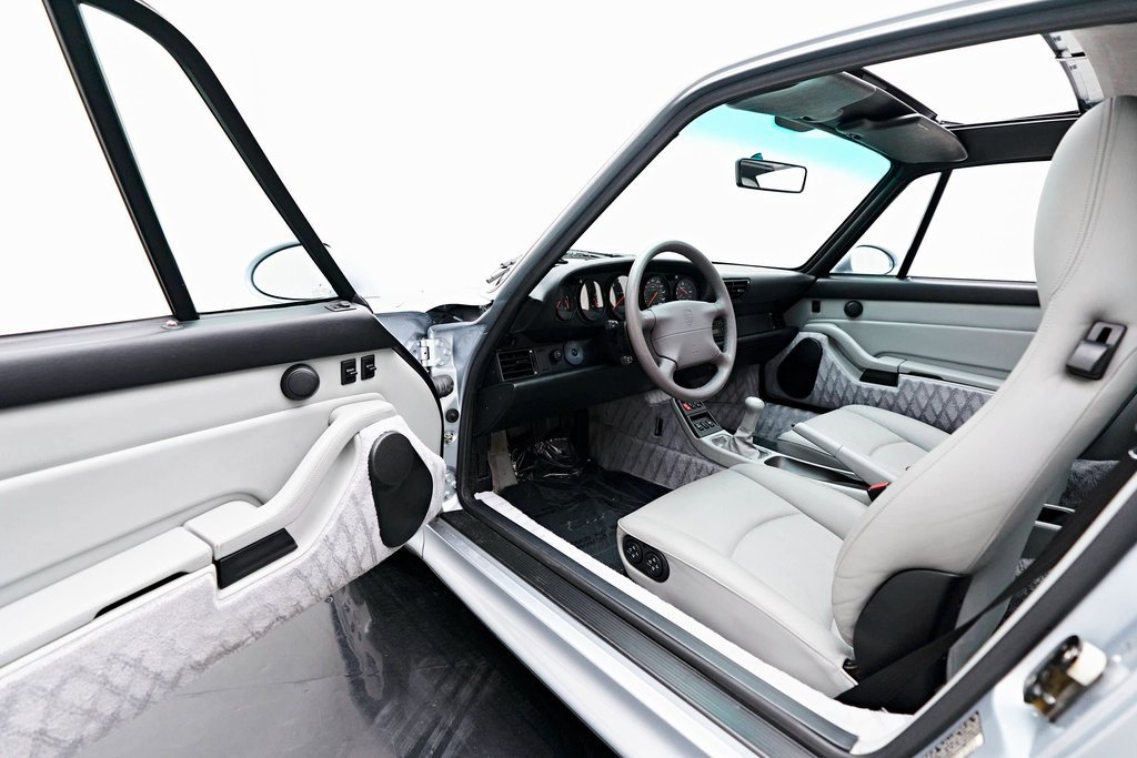 Used 1996 Porsche 911 Turbo image 29