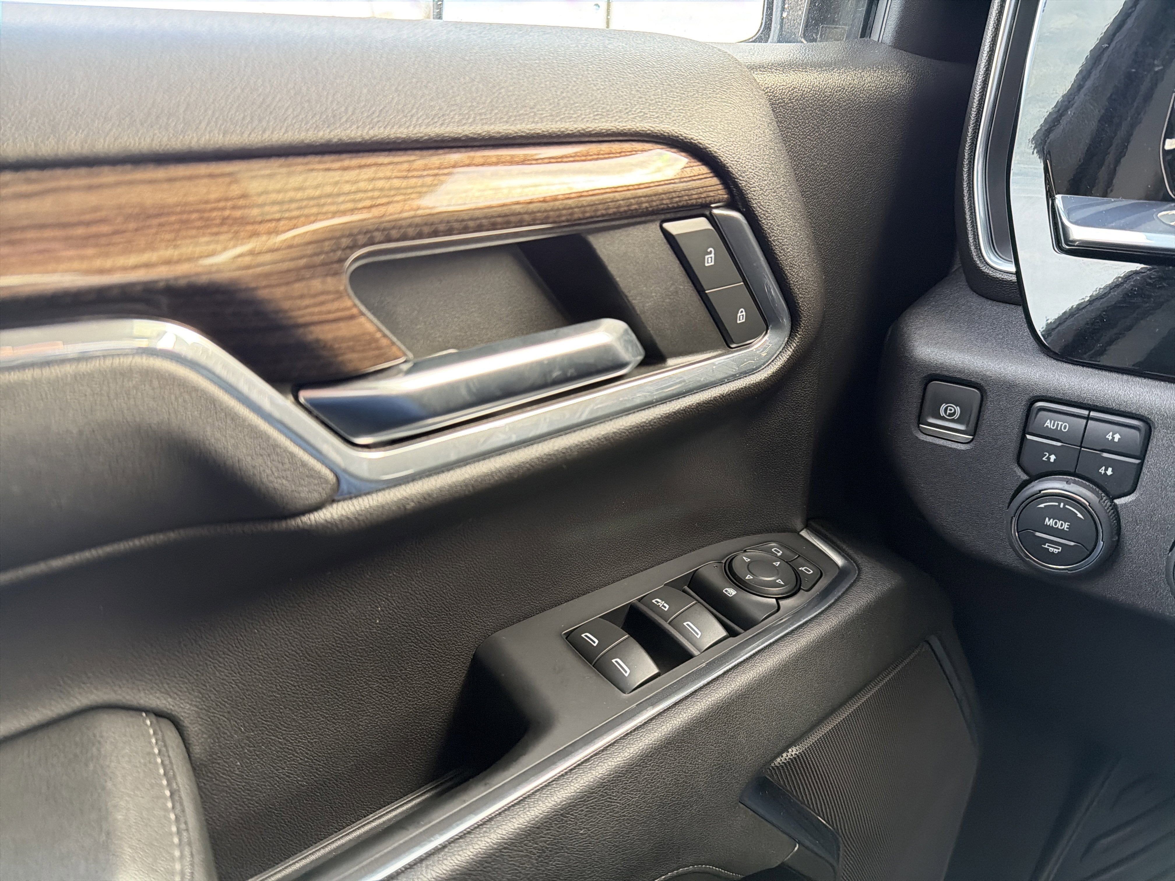 Certified 2023 Chevrolet Silverado 1500 RST w/ Z71 Off-Road Package image 23