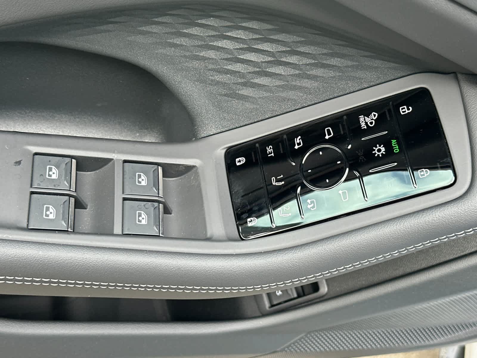 New 2026 Audi A6 Premium Plus AWD/4WD image 13