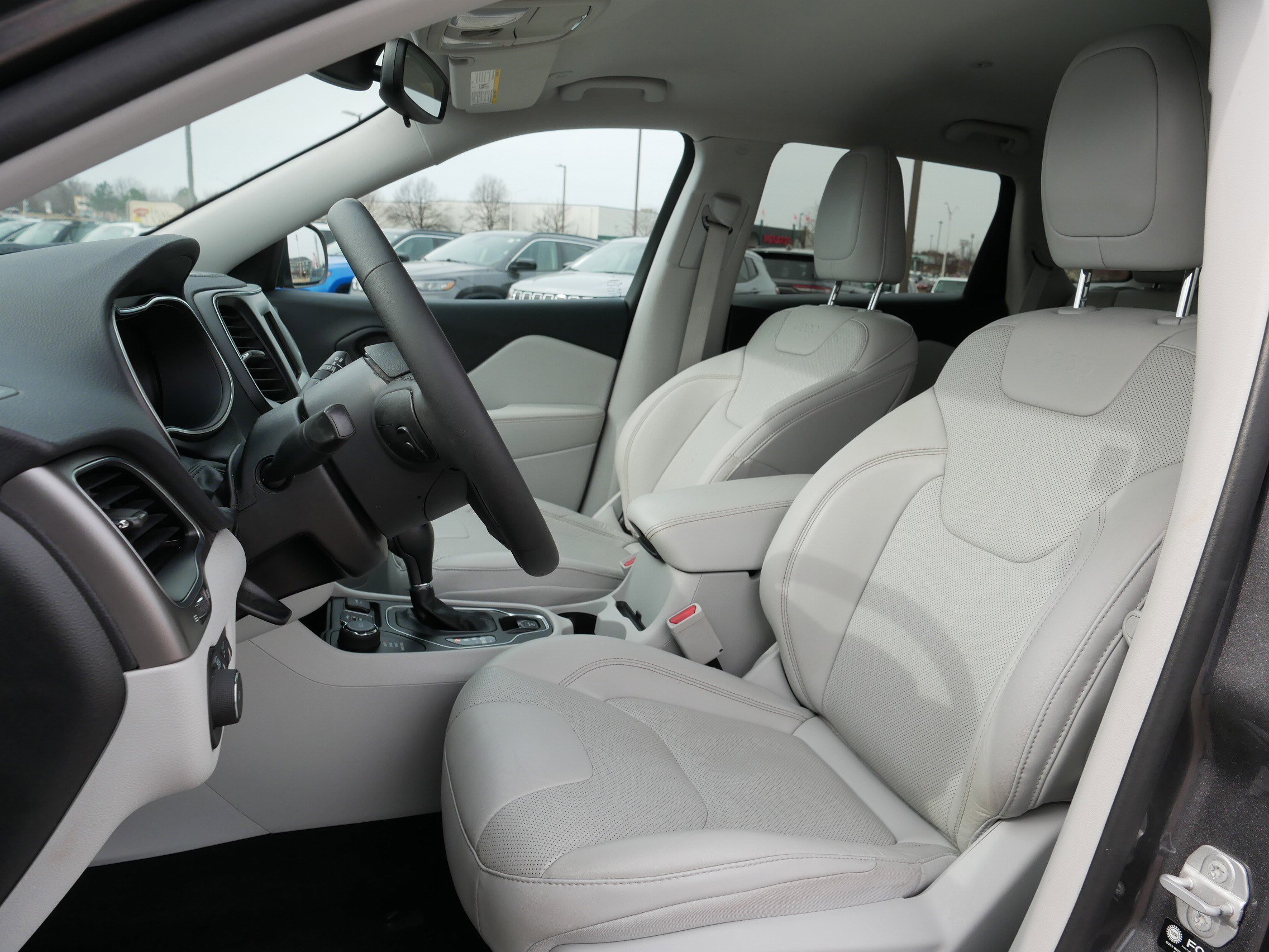 Used 2021 Jeep Cherokee Latitude Lux image 33