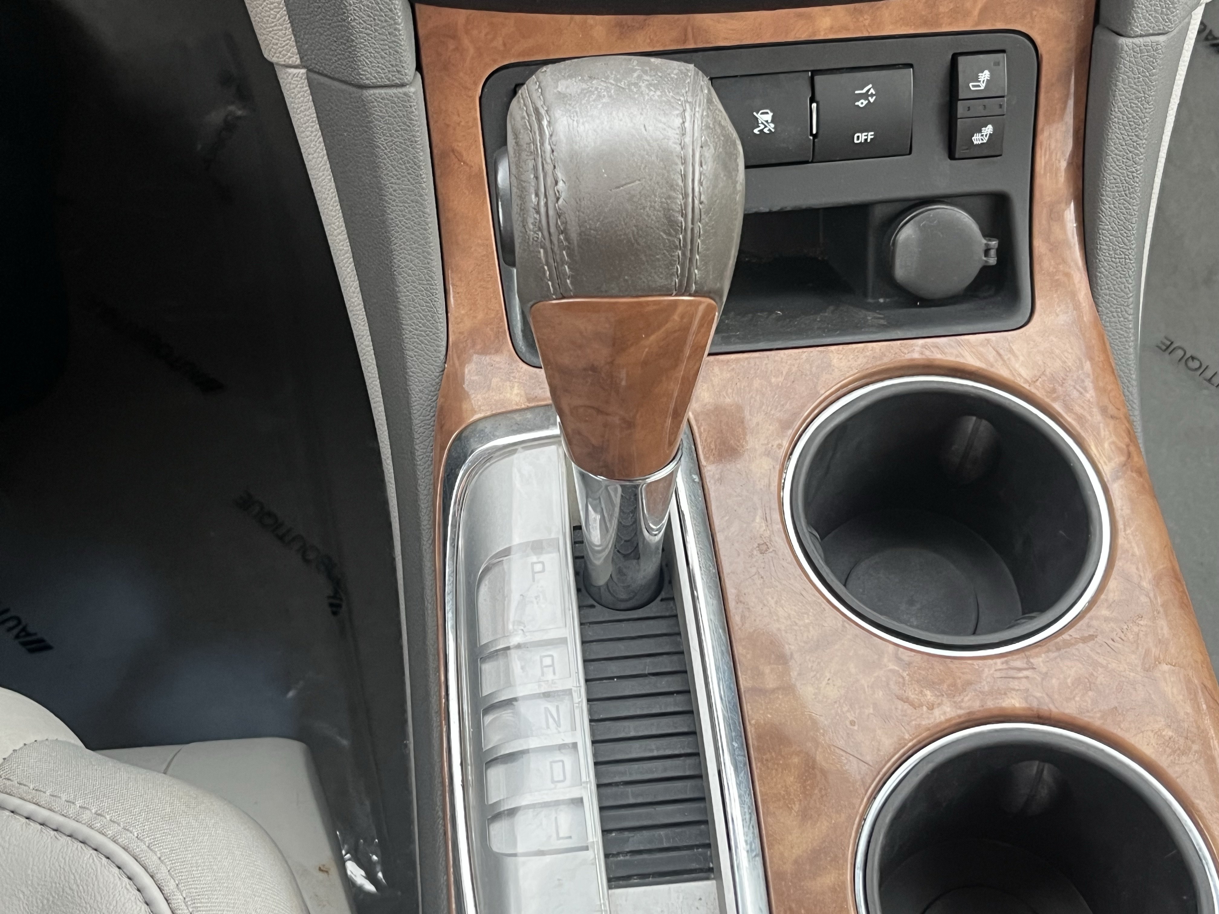 Used 2011 Buick Enclave CXL FWD image 22