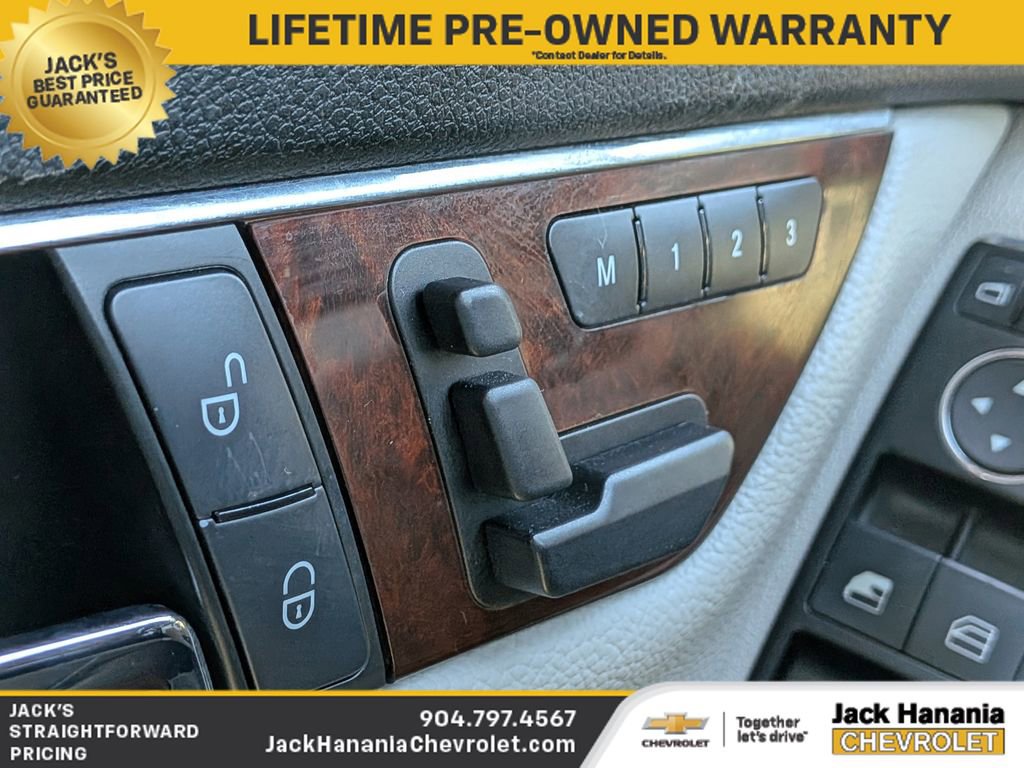 Used 2010 Mercedes-Benz C 300 Sedan image 22