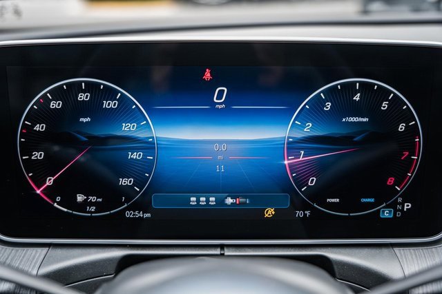 New 2025 Mercedes-Benz C 300 4MATIC Sedan image 40