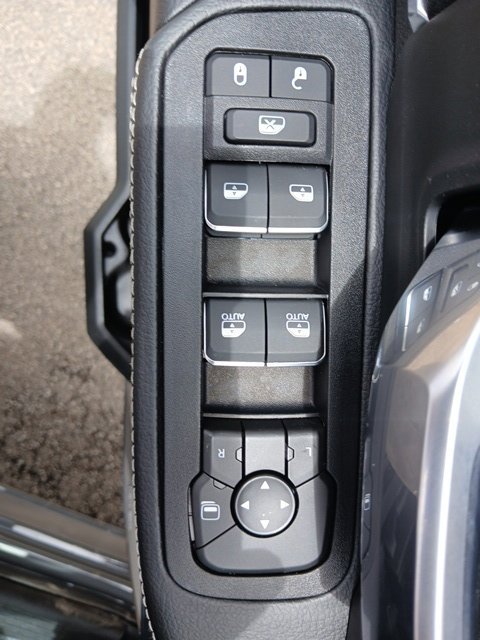 New 2026 RAM 4500 4x4 Crew Cab DRW w/ Laramie Trim Package image 64