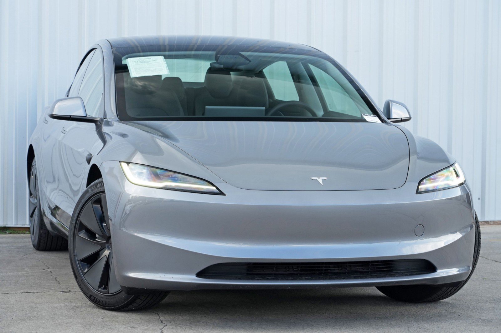 Used 2025 Tesla Model 3 Long Range image 4