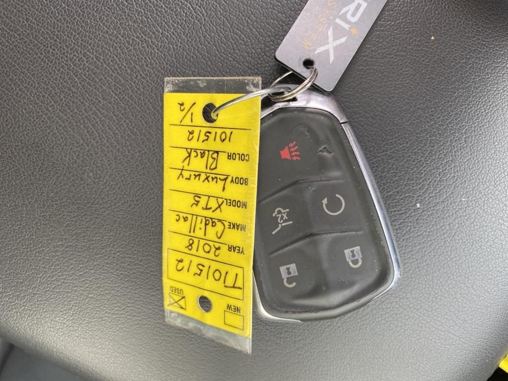 Used 2018 Cadillac XT5 Luxury w/ LPO, Sport Package image 24