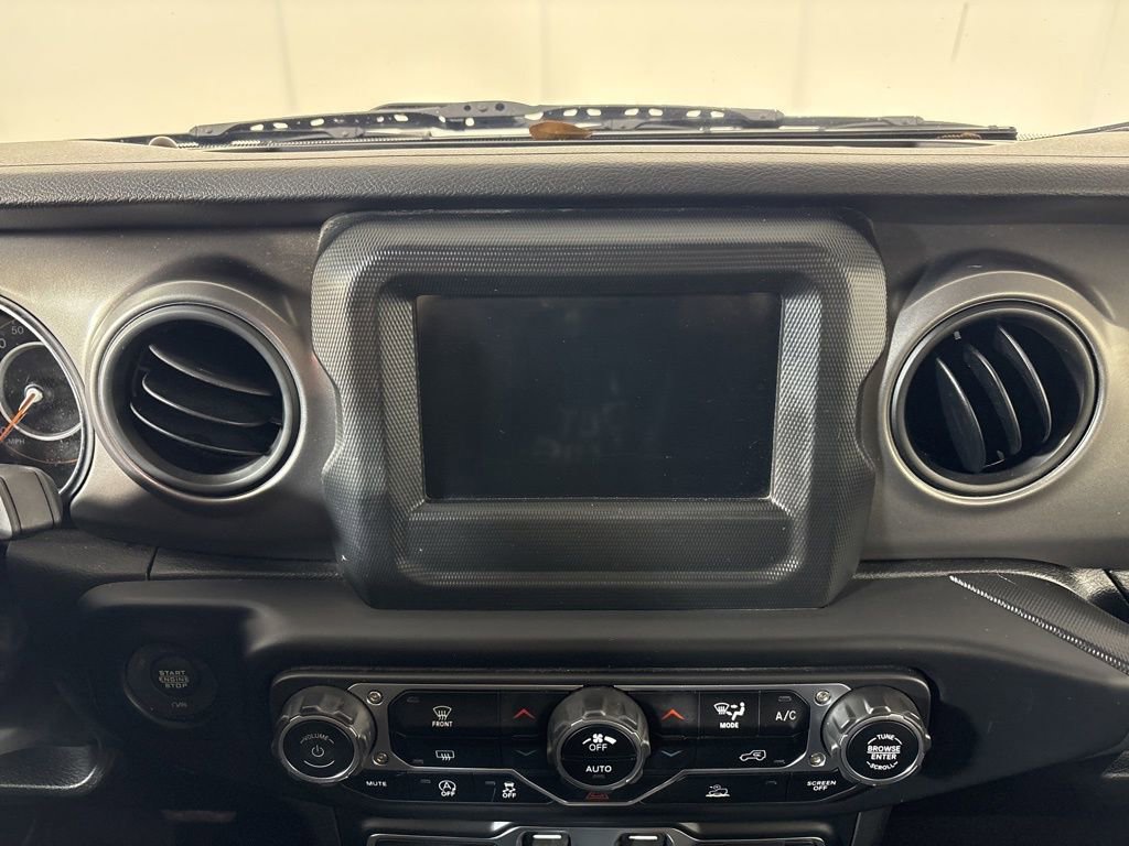 Used 2023 Jeep Wrangler Unlimited Sport image 24