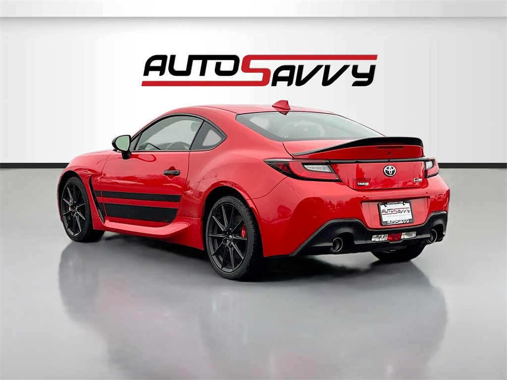 Used 2024 Toyota GR86 TRUENO Edition image 5
