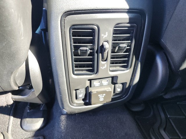 Used 2023 Dodge Durango GT AWD/4WD image 30