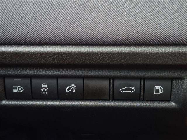 Used 2026 Toyota Camry LE FWD image 13
