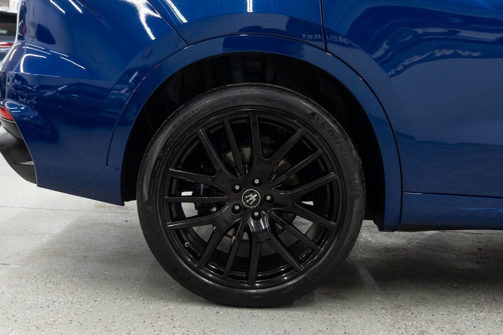 Used 2022 Maserati Levante Modena image 34
