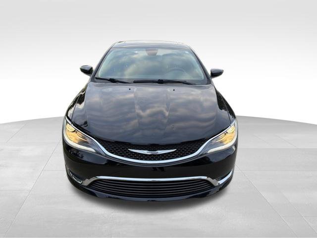 Used 2016 Chrysler 200 Limited w/ Anniversary Edition FWD image 9