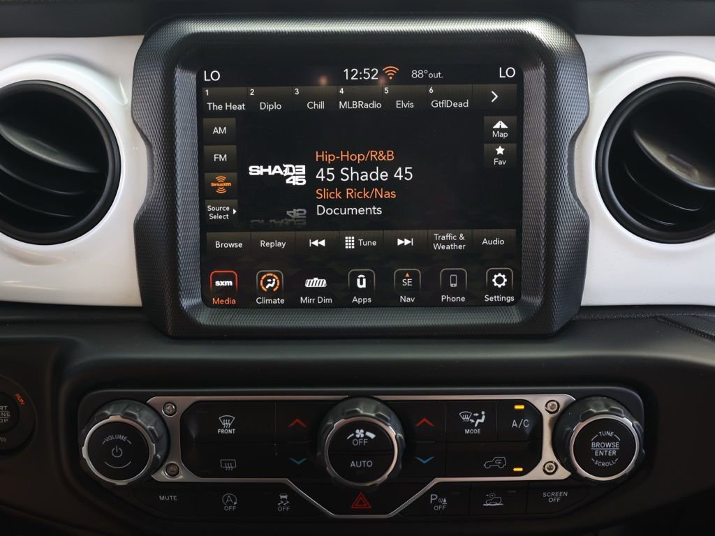 Used 2021 Jeep Wrangler Unlimited Islander image 28