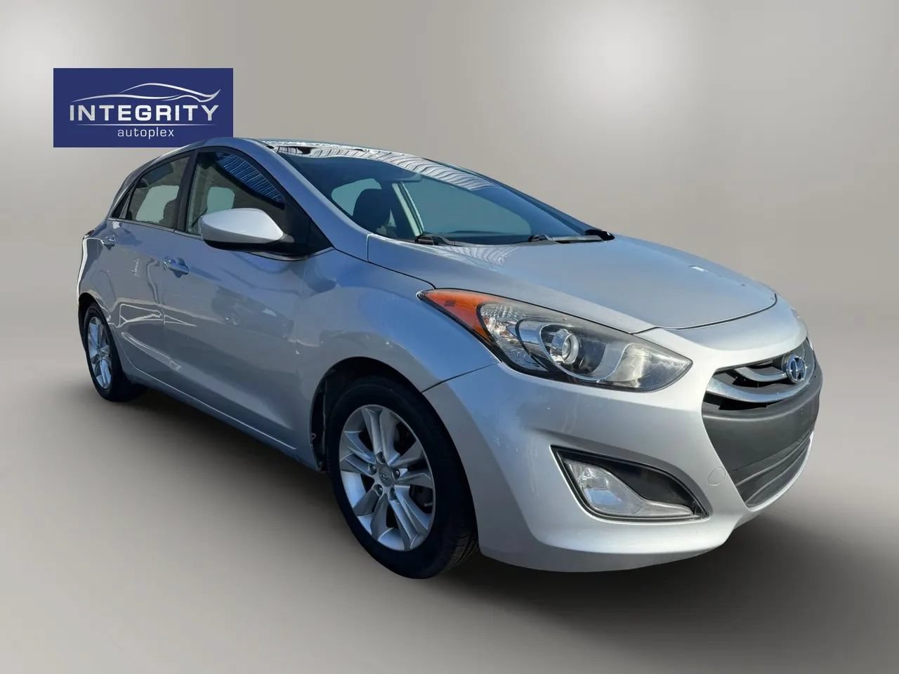 Used 2015 Hyundai Elantra GT FWD image 7