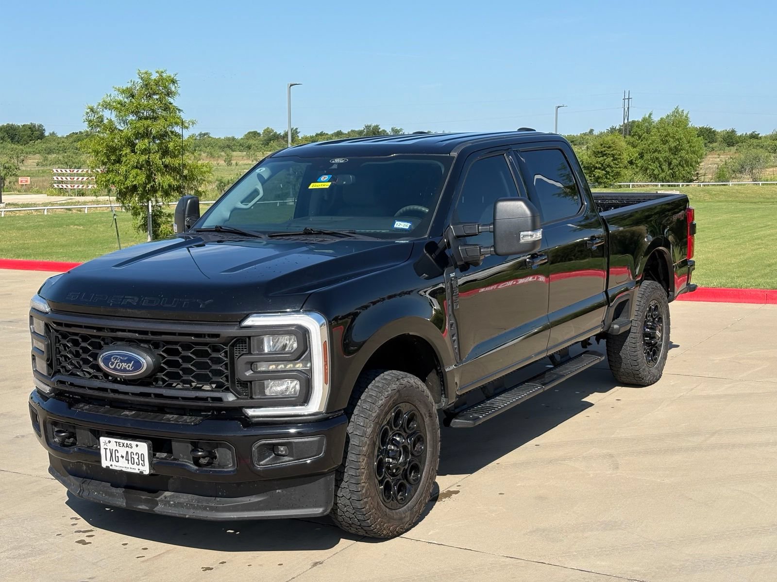 Used 2024 Ford F350 XLT w/ XLT Premium Package AWD/4WD image 11