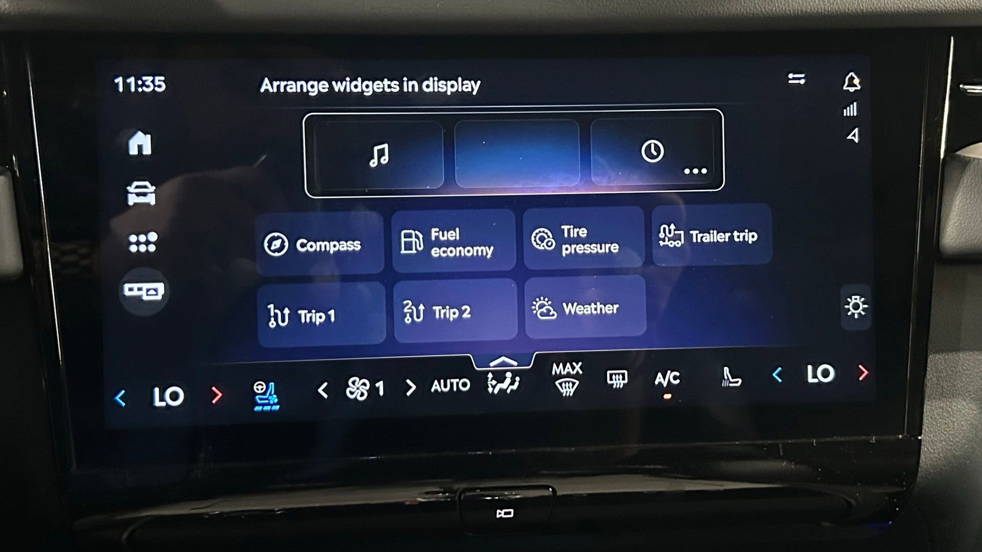 New 2026 Lincoln Navigator Premiere AWD/4WD image 98