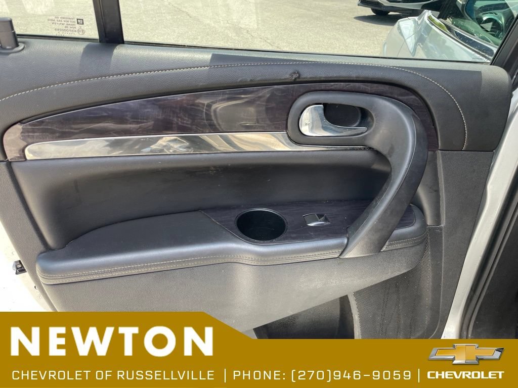 Used 2017 Buick Enclave Leather FWD image 35