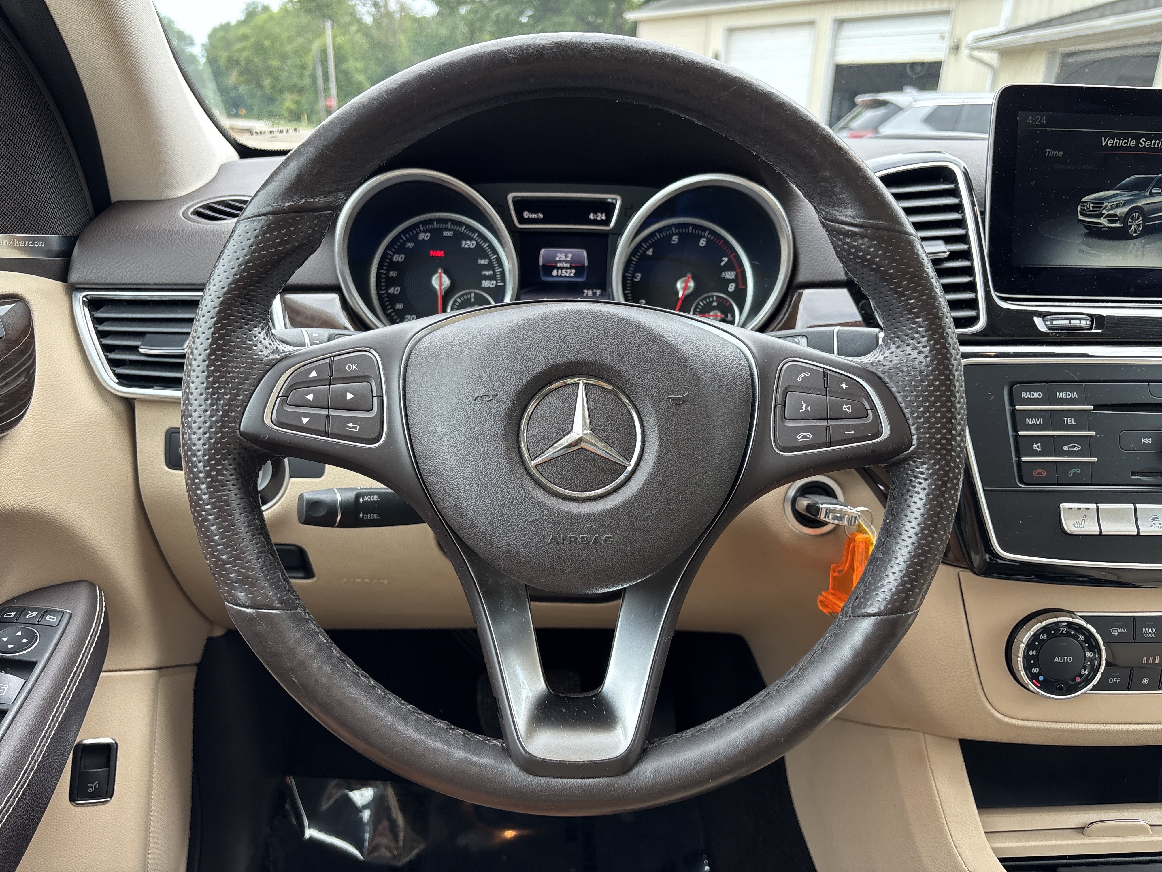 Used 2017 Mercedes-Benz GLE 350 4MATIC w/ Premium 1 Package image 26