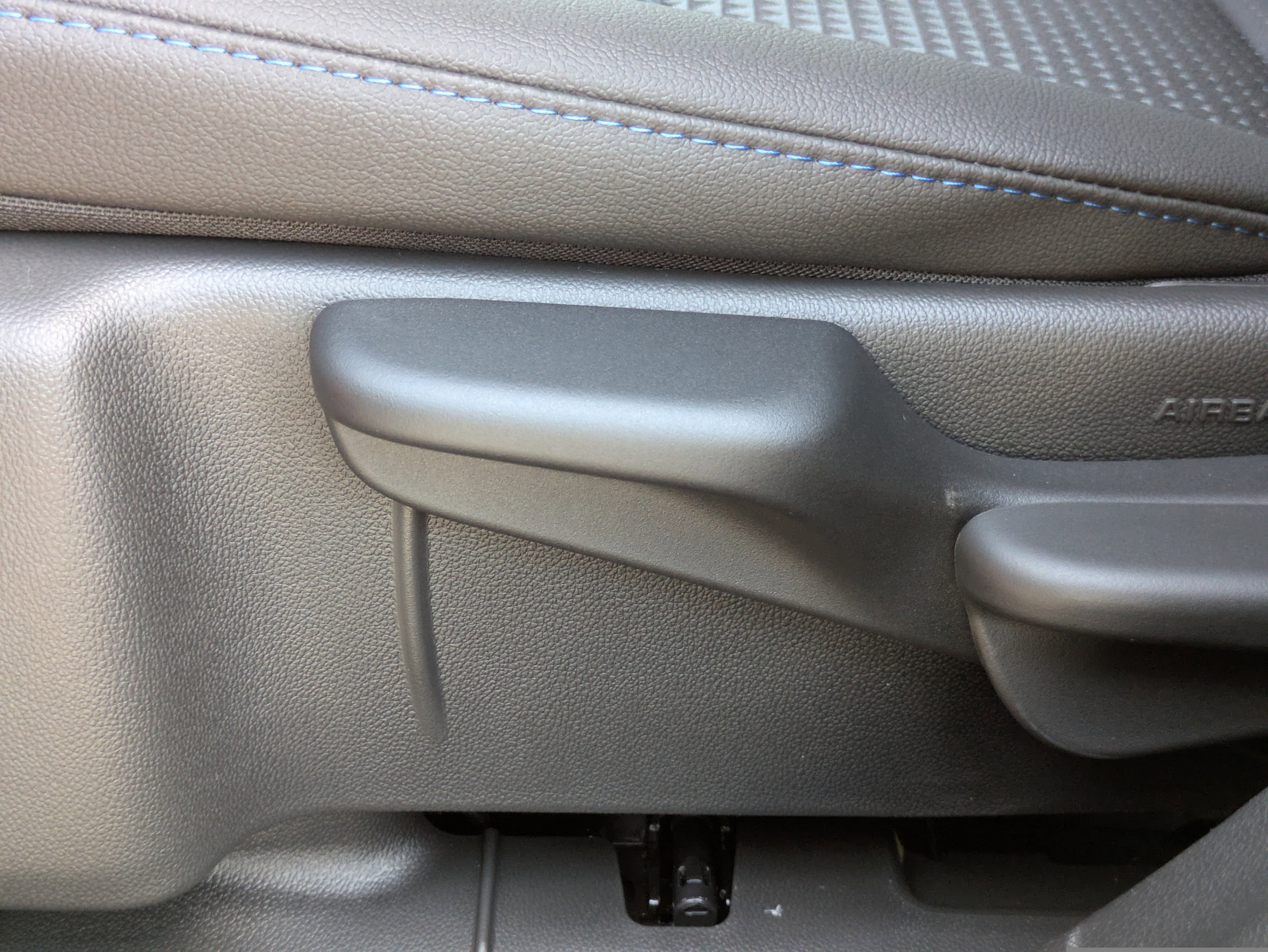 New 2026 Chevrolet Trax LT w/ Driver Confidence Package image 12