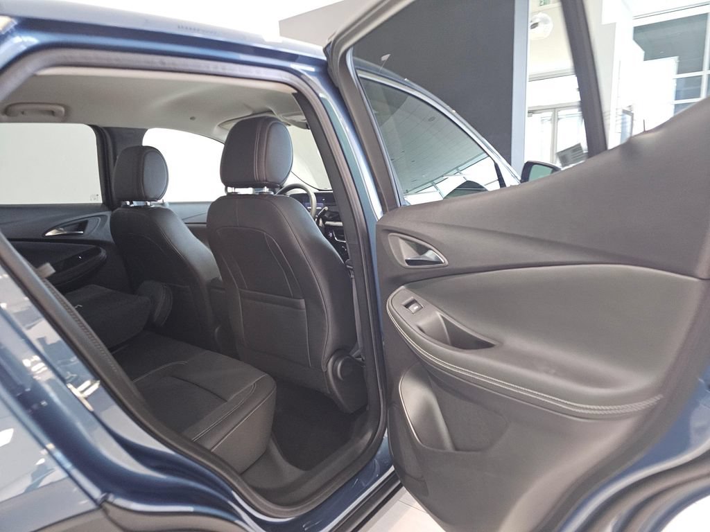 New 2026 Buick Encore GX Preferred AWD/4WD image 11