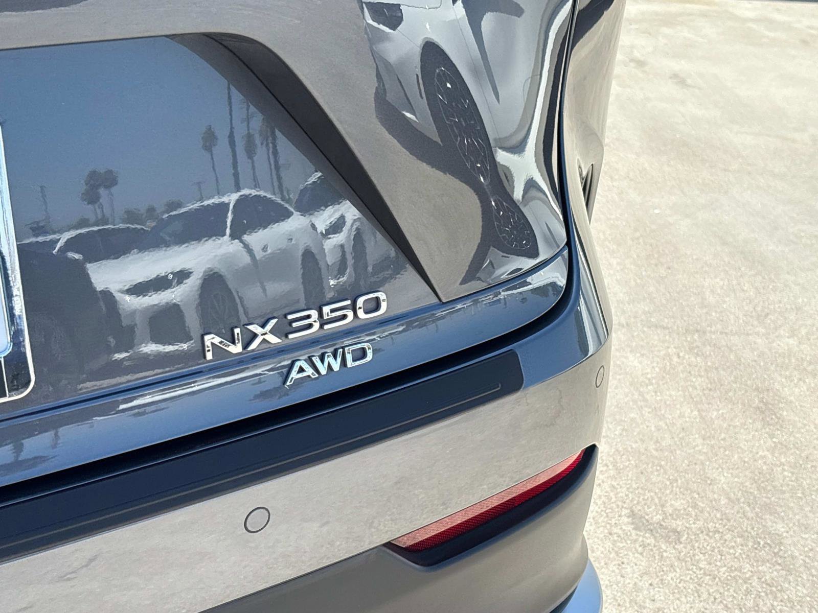 Used 2024 BMW 330i xDrive Sedan w/ Premium Package image 6