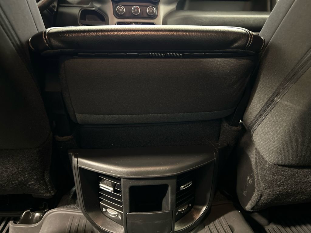 Used 2024 RAM 3500 Tradesman w/ Chrome Appearance Group image 28