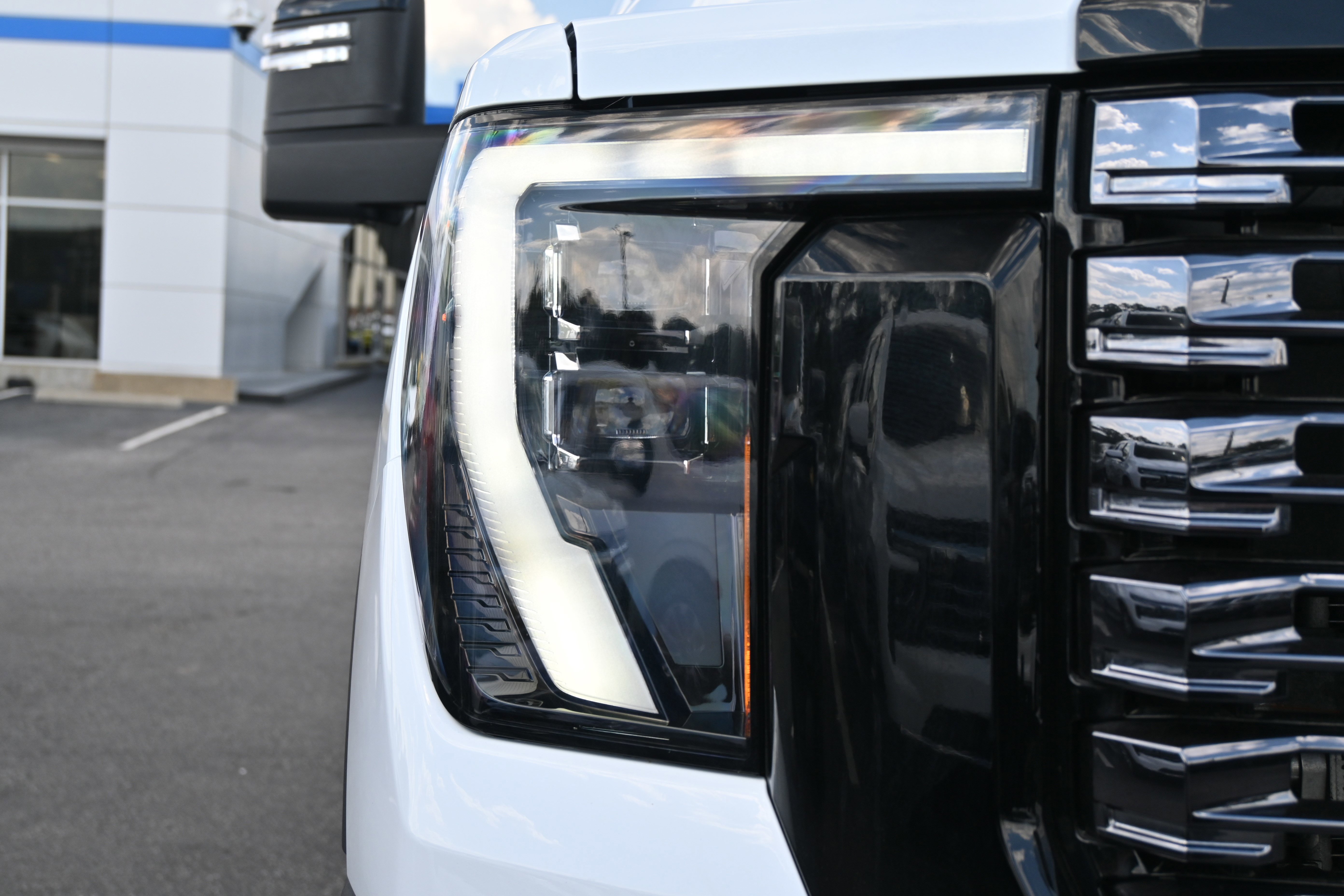 Used 2026 GMC Sierra 3500 Denali Ultimate AWD/4WD image 27