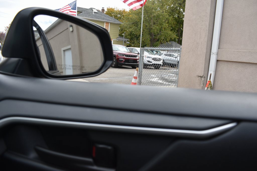 Used 2025 Toyota RAV4 LE image 22